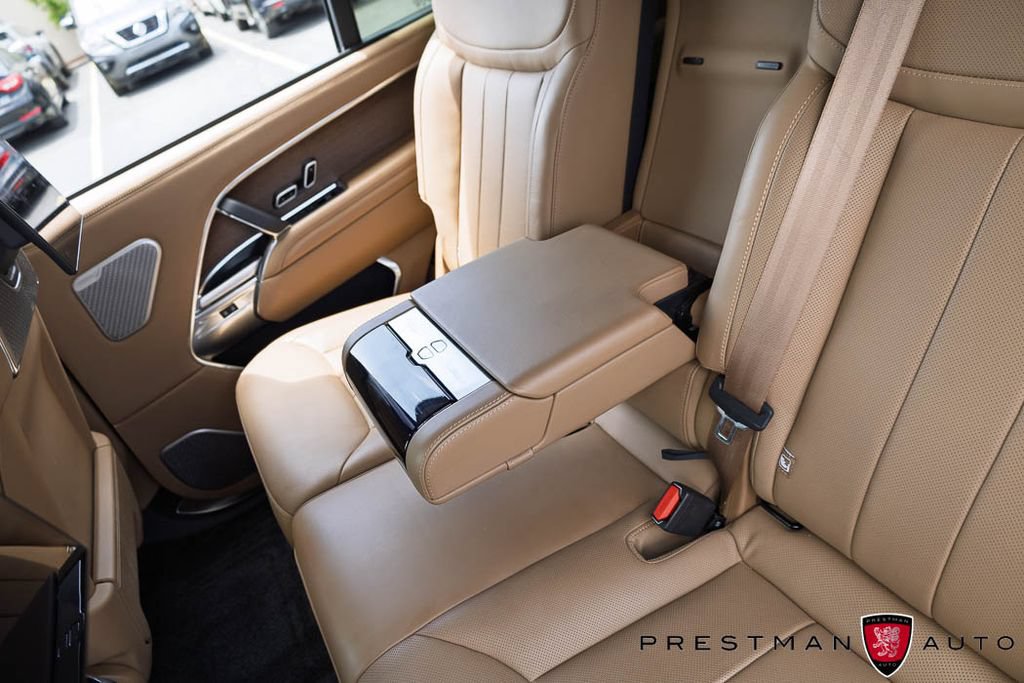 Used 2025 Land Rover Range Rover Long Wheelbase Autobiography AWD/4WD image 49