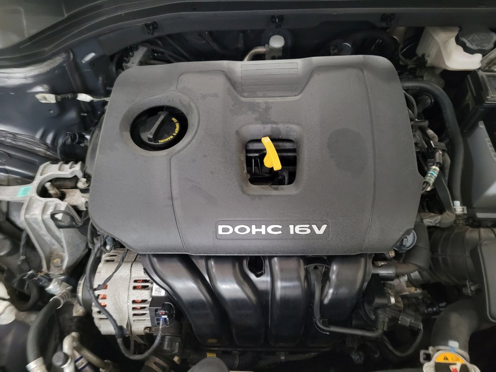 Used 2018 Hyundai Elantra SE w/ SE Connectivity Package 04 FWD image 30