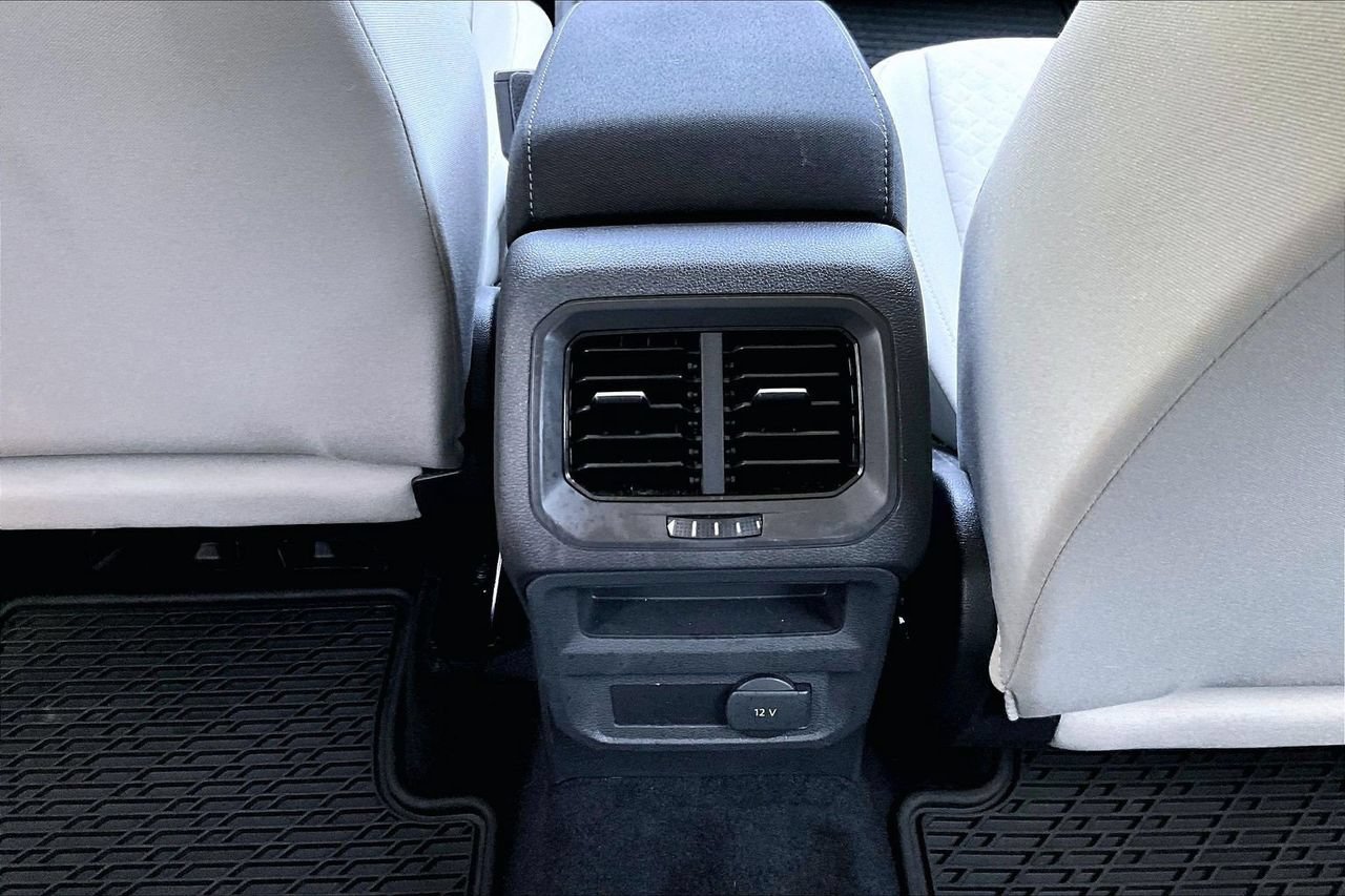 Used 2020 Volkswagen Tiguan S FWD image 15