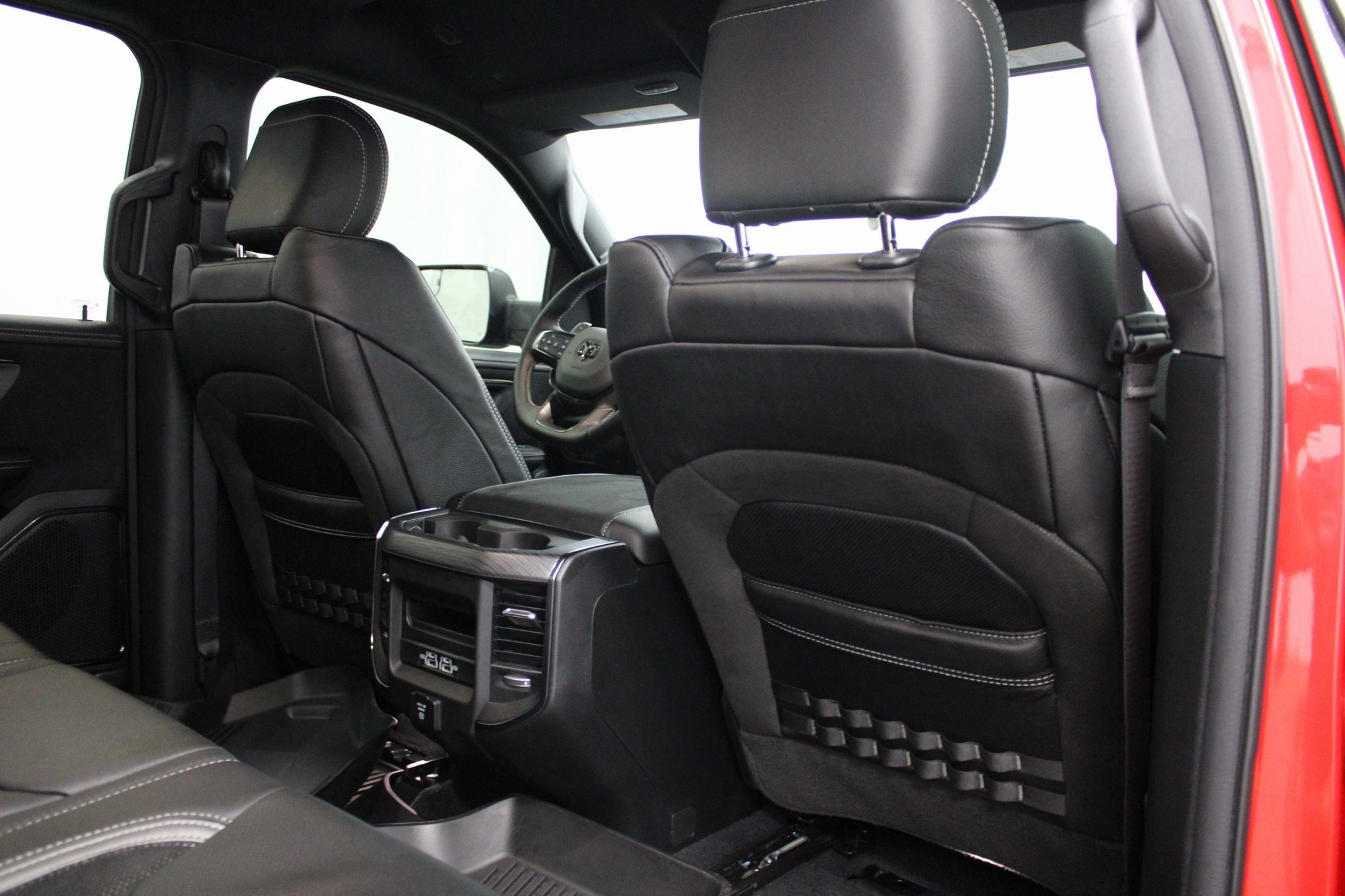 Used 2025 RAM 1500 RHO image 32