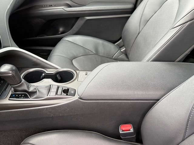 Used 2023 Toyota Camry XSE FWD image 24