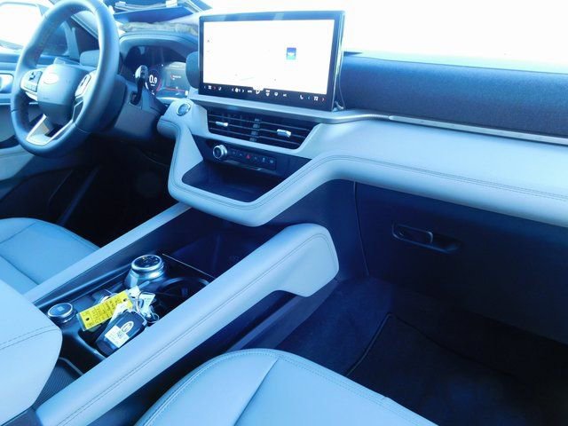 New 2026 Ford Explorer Active w/ Active Comfort Package image 19