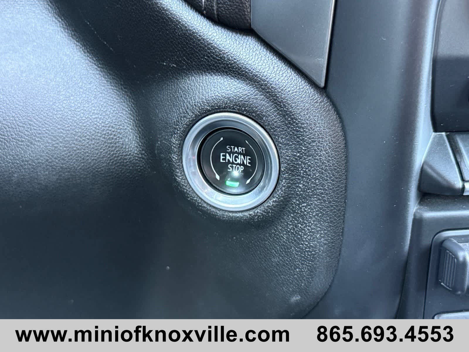 Used 2020 Chevrolet Silverado 1500 RST AWD/4WD image 26