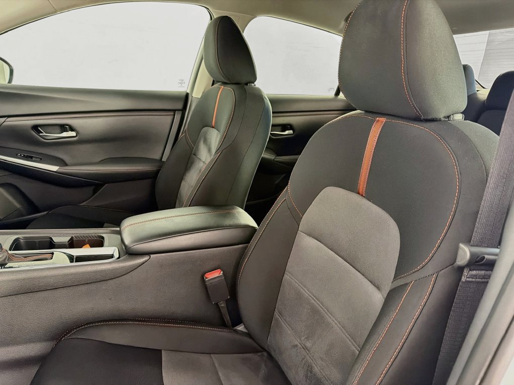 Used 2024 Nissan Sentra SR FWD image 34