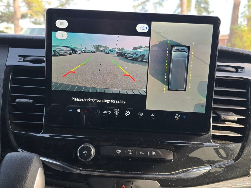 Used 2023 Ford Transit 350 XLT image 24