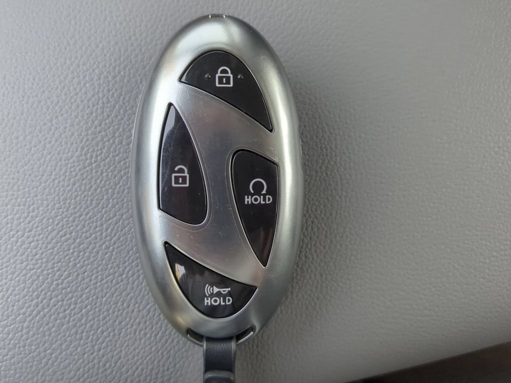 Used 2024 Hyundai Elantra Blue FWD image 18