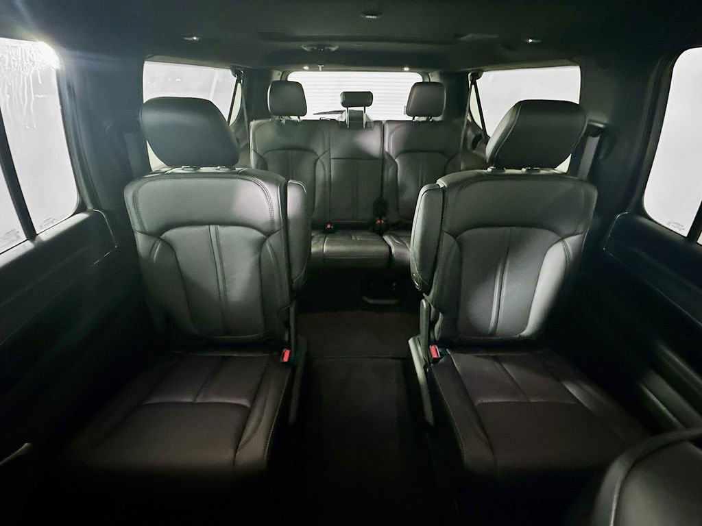 New 2025 Jeep Wagoneer L Series II w/ Premium Group I AWD/4WD image 10