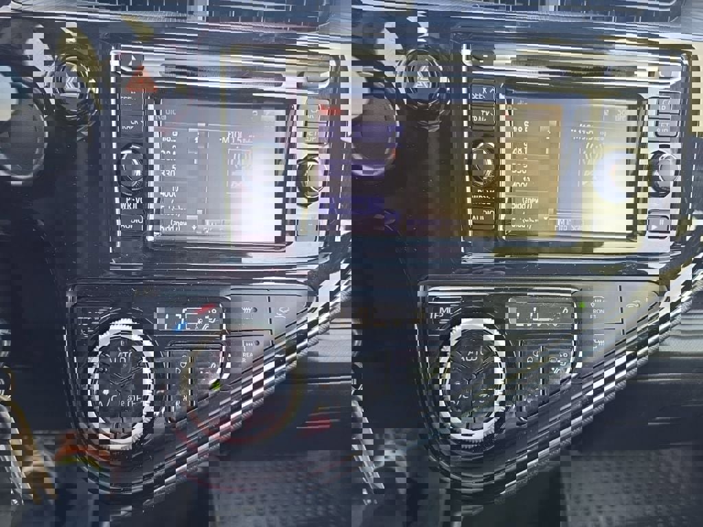 Used 2018 Toyota Prius C One FWD image 23