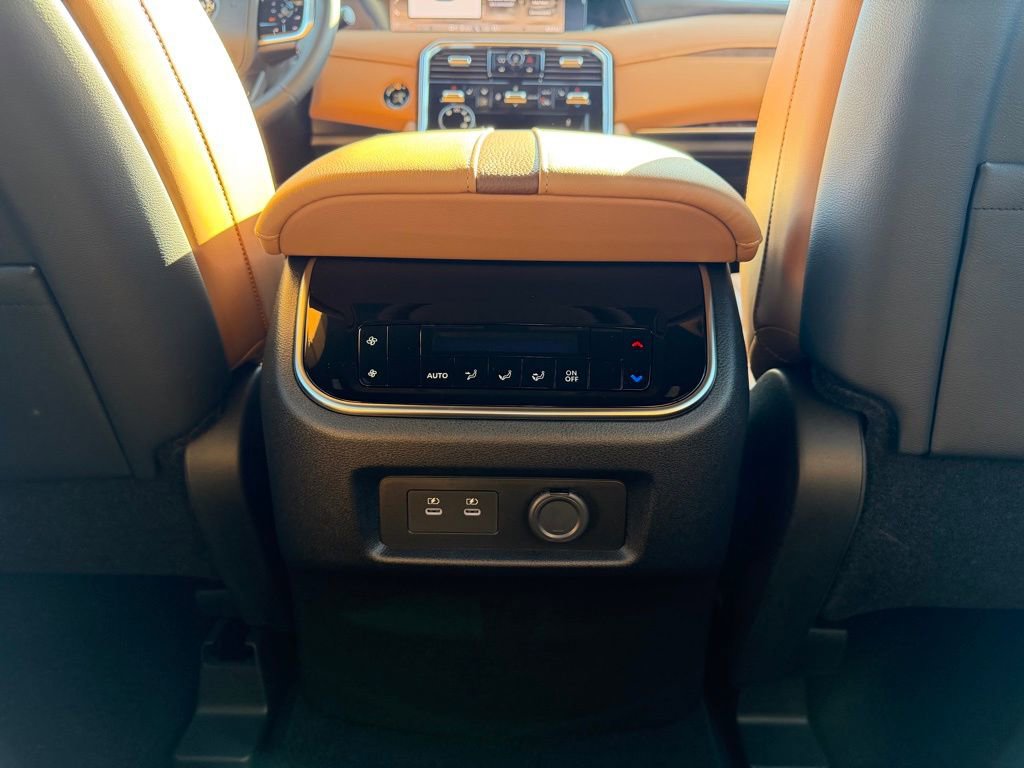 New 2026 Nissan Armada SL w/ Captain's Chari Seat Package image 20
