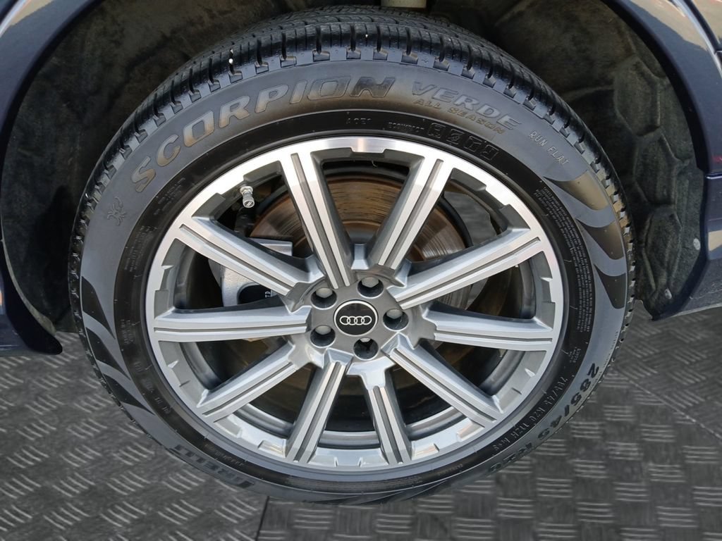 Used 2023 Audi Q7 2.0T Premium Plus AWD/4WD image 23