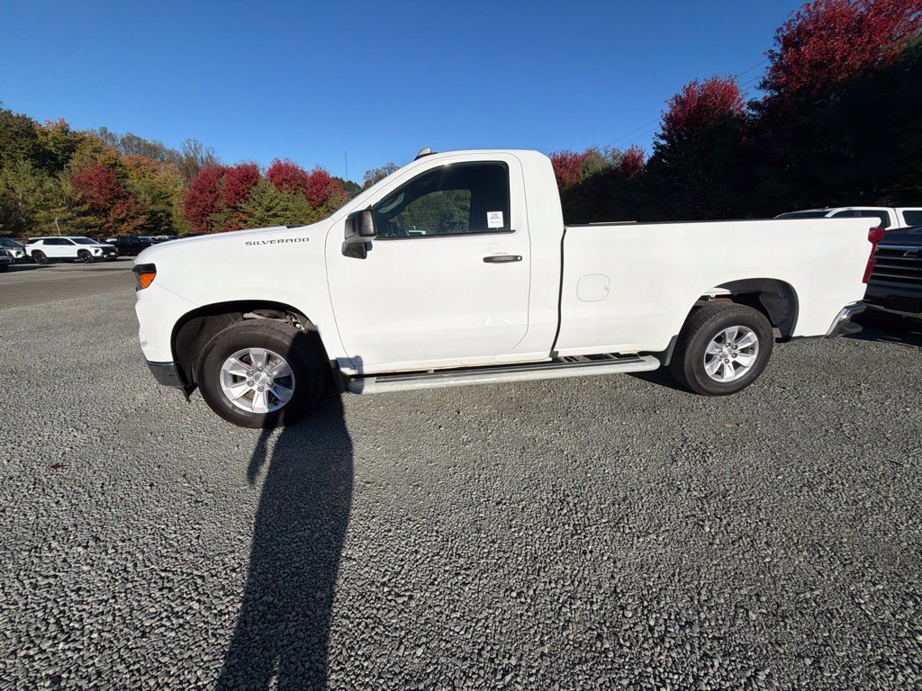 Used 2025 Chevrolet Silverado 1500 W/T RWD image 4
