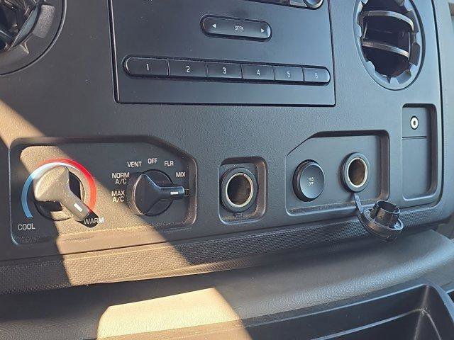 Used 2013 Ford E-250 and Econoline 250 Extended w/ PWR Group image 24