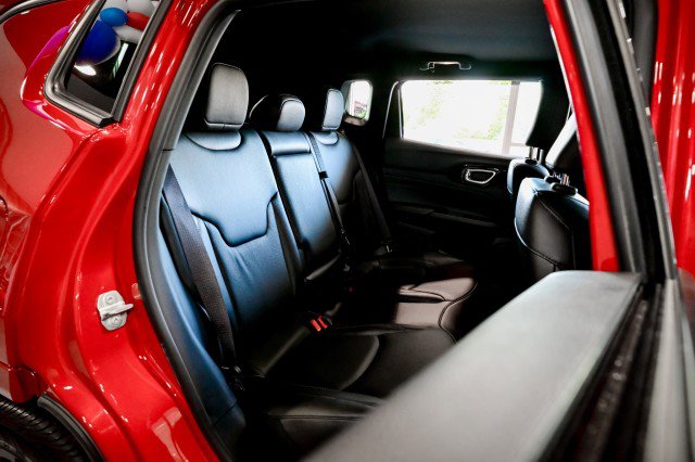 Used 2022 Jeep Compass Limited AWD/4WD image 24
