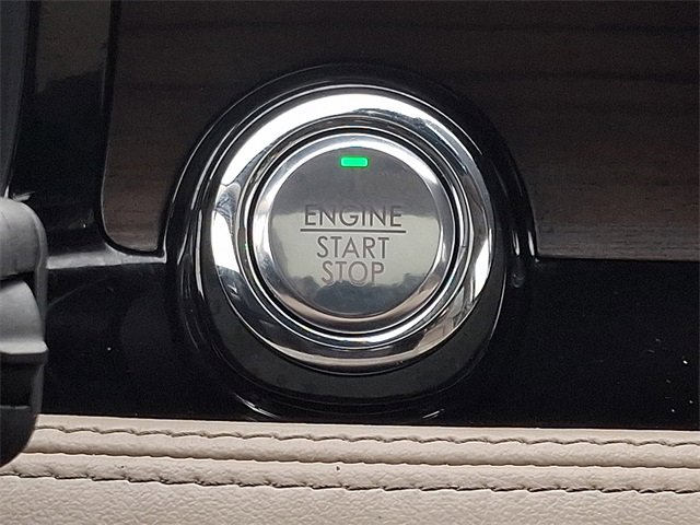 Used 2022 Lincoln Corsair Reserve w/ Equipment Group 201A image 24