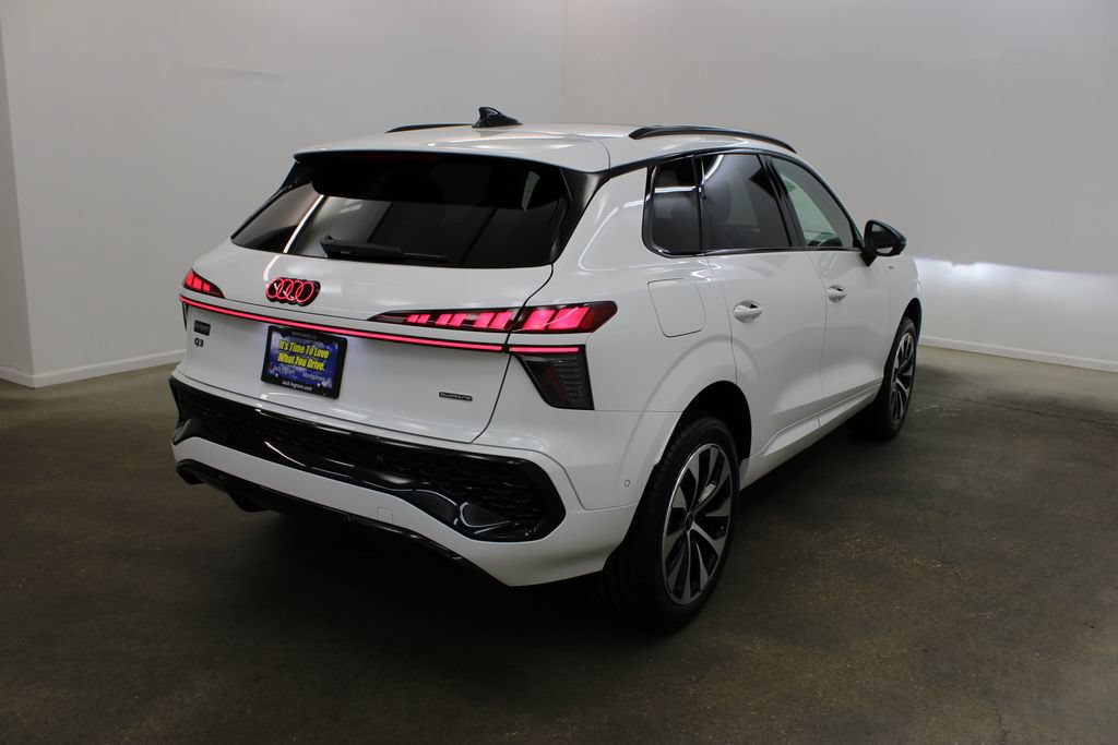 New 2026 Audi Q3 quattro 2.0T AWD/4WD image 5