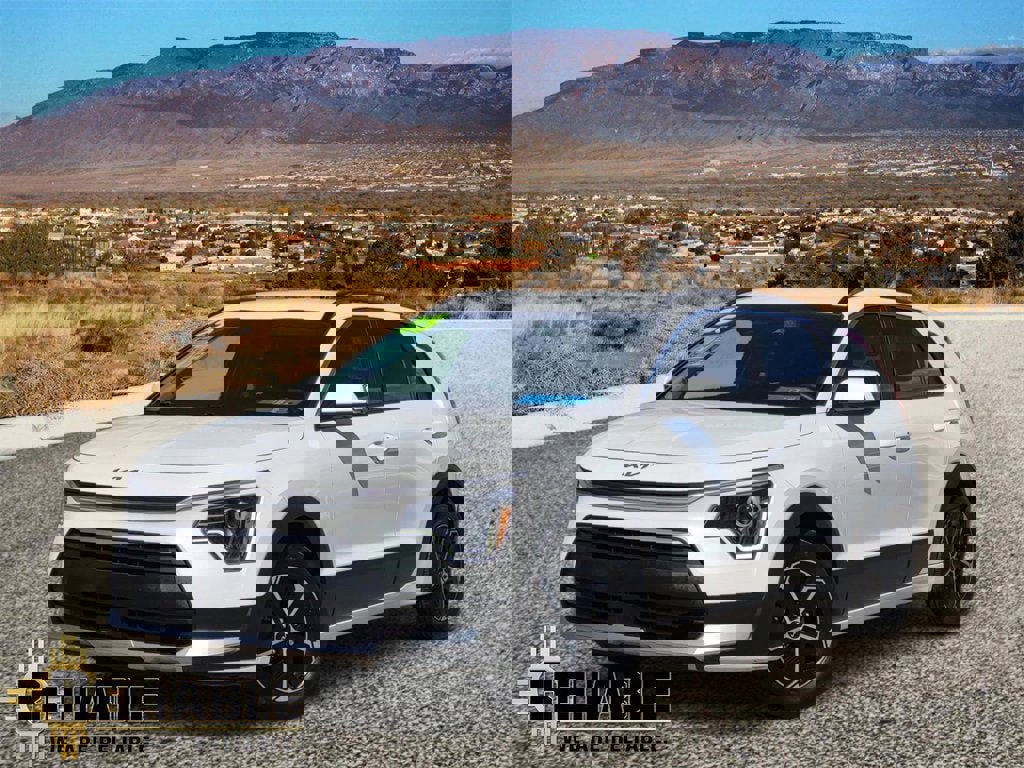 Used 2025 Kia Niro EX