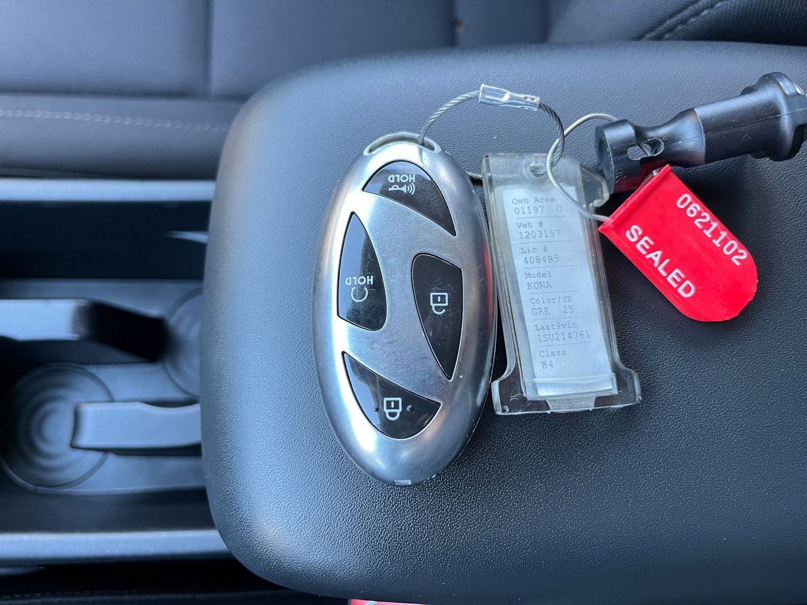 Used 2025 Volkswagen Atlas SE image 22