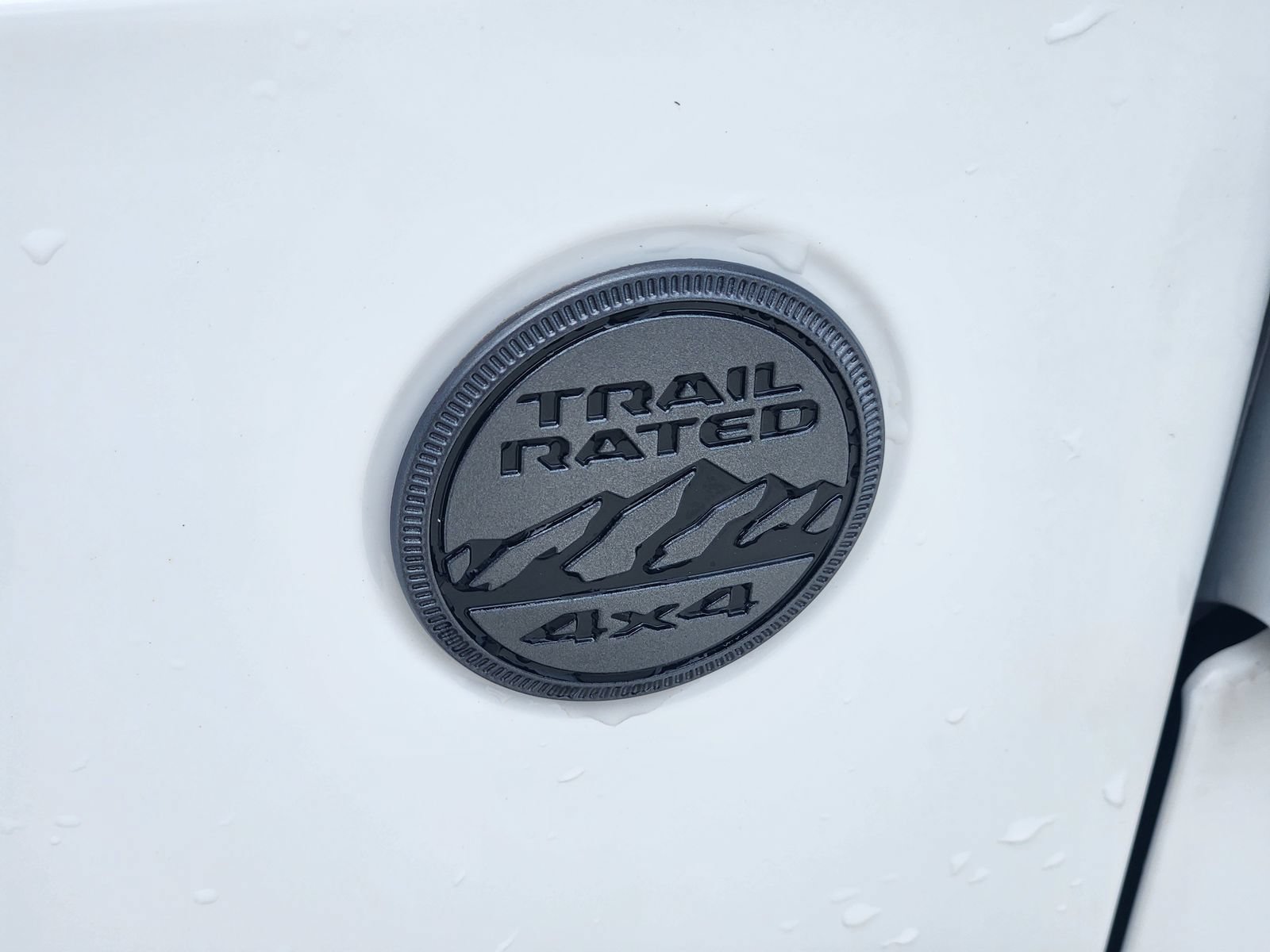 Used 2025 Jeep Wrangler Unlimited Sahara AWD/4WD image 13