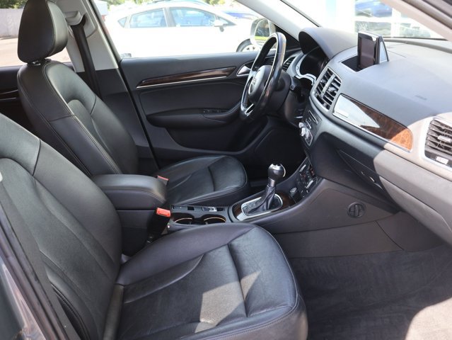 Used 2016 Audi Q3 2.0T Premium Plus w/ Technology Package AWD/4WD image 29