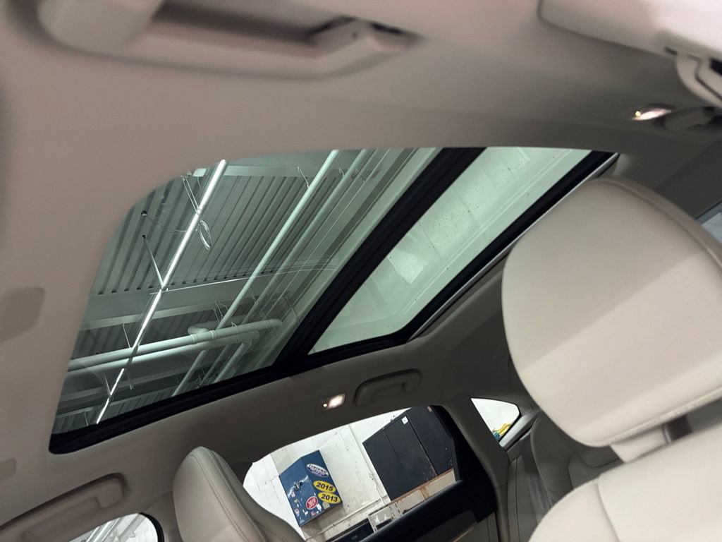 Certified 2025 Volvo S90 B6 Ultra AWD/4WD image 32