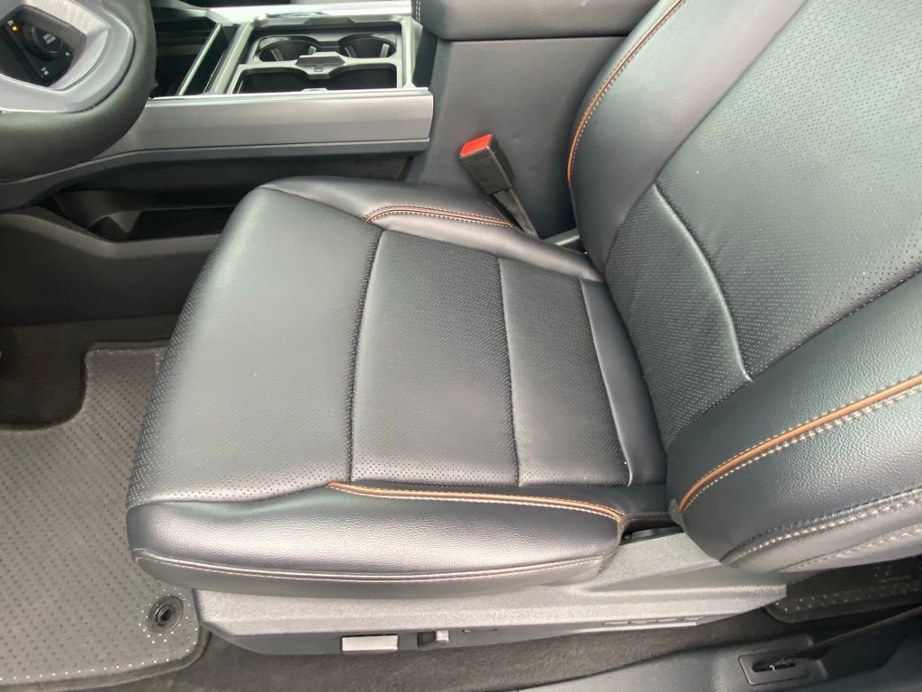 Certified 2025 Ford F250 Lariat w/ Lariat Ultimate Package image 22