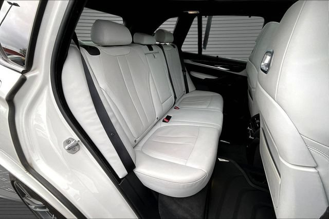 Used 2018 BMW X5 M AWD/4WD image 24