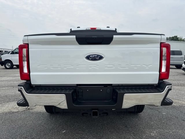 Used 2025 Ford F250 XLT w/ FX4 Off-Road Package AWD/4WD image 4