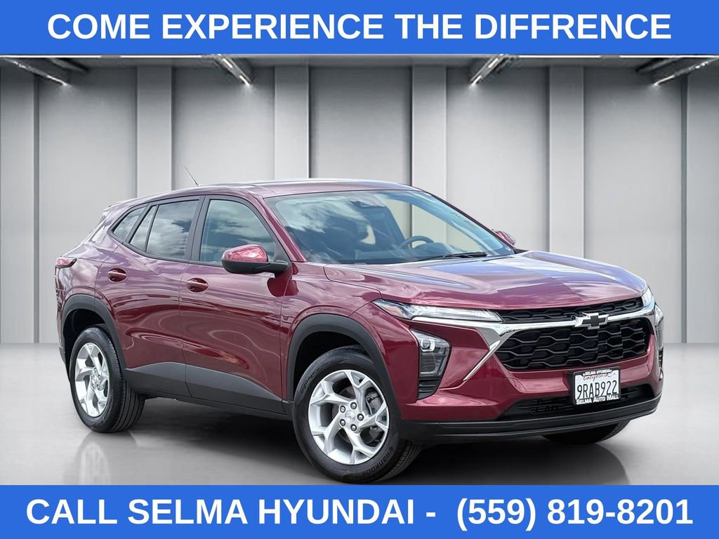 Used 2024 Chevrolet Trax LS w/ LS Convenience Package FWD video 1