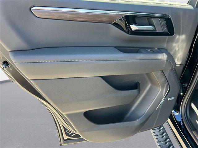 New 2026 Chevrolet Tahoe Z71 w/ Z71 Off-Road Package image 19