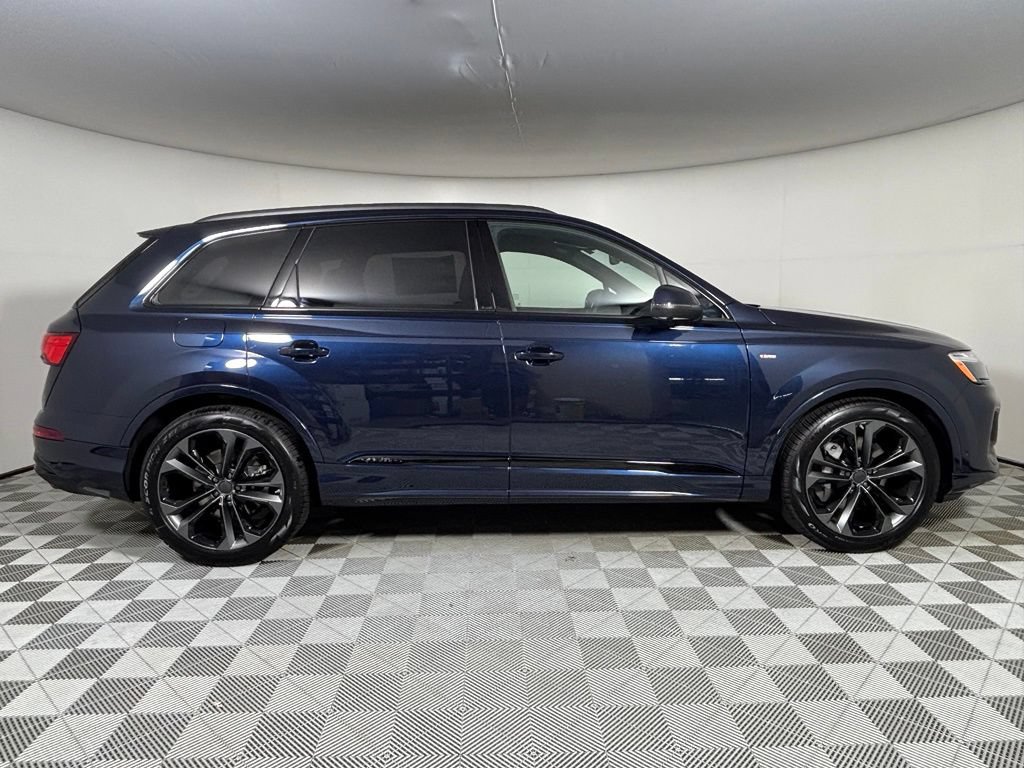 New 2026 Audi Q7 3.0T Prestige AWD/4WD image 8