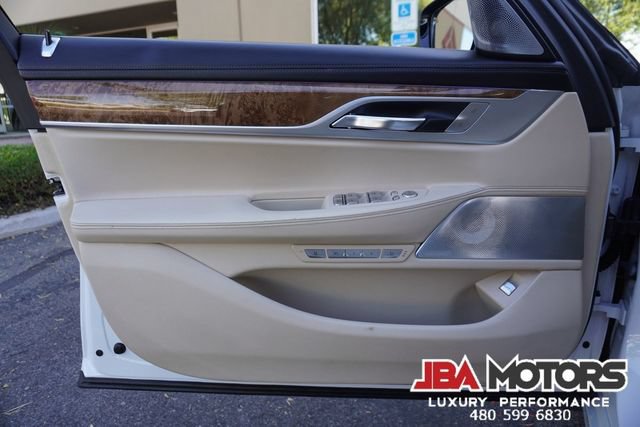 Used 2018 BMW 750i RWD image 95