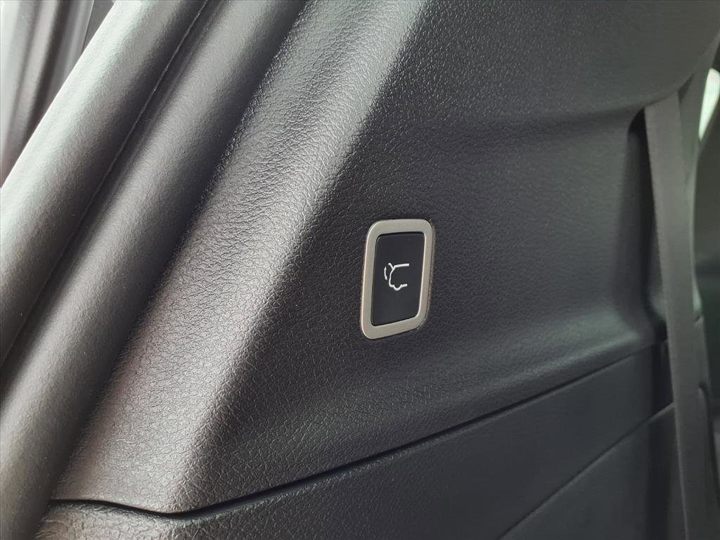 New 2026 Chrysler Pacifica Select FWD image 6