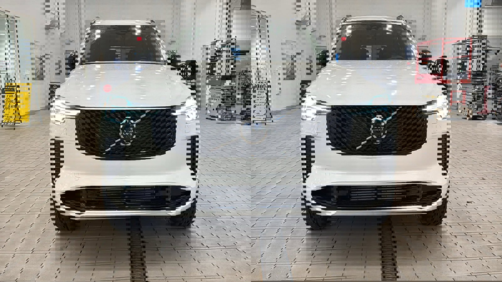 New 2026 Volvo XC90 T8 Ultra w/ Protection Package Premier image 10