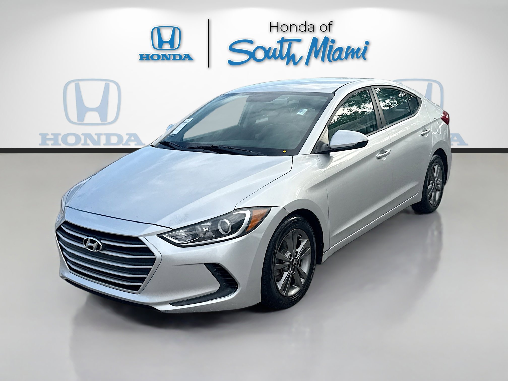Used 2018 Hyundai Elantra SEL w/ Cargo Package image 3