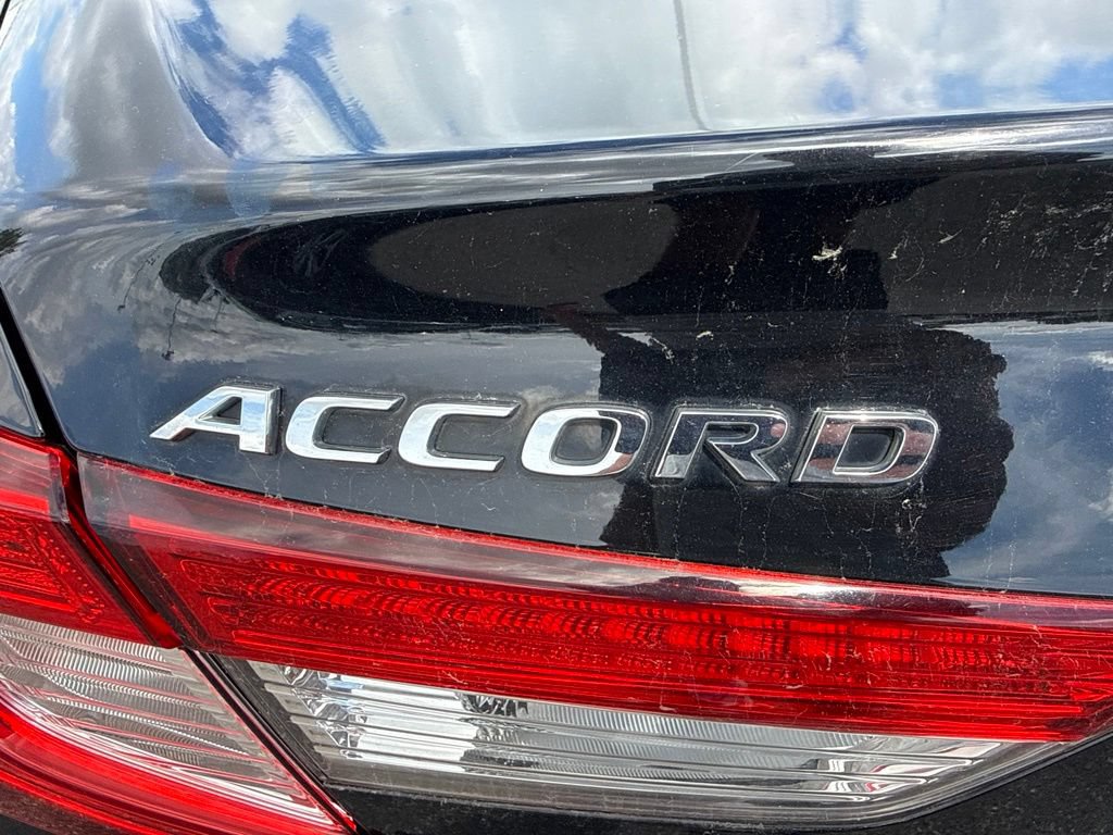 Used 2019 Honda Accord EX image 4