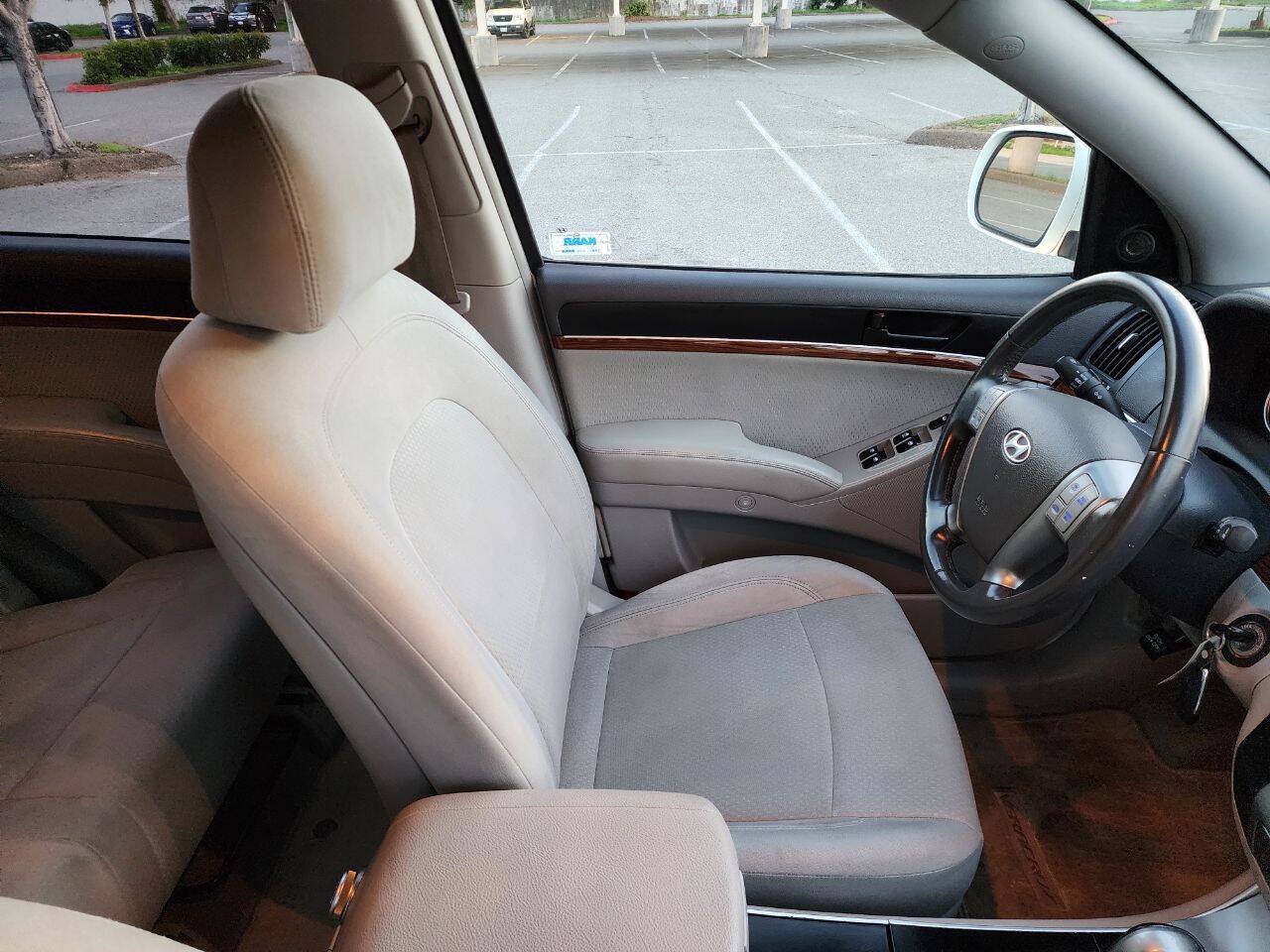 Used 2007 Hyundai Veracruz GLS FWD image 32