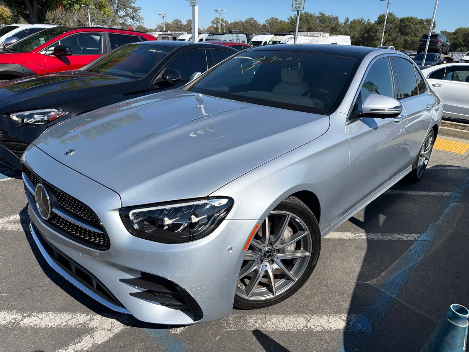 Used 2022 Mercedes-Benz E 350 Sedan image 2