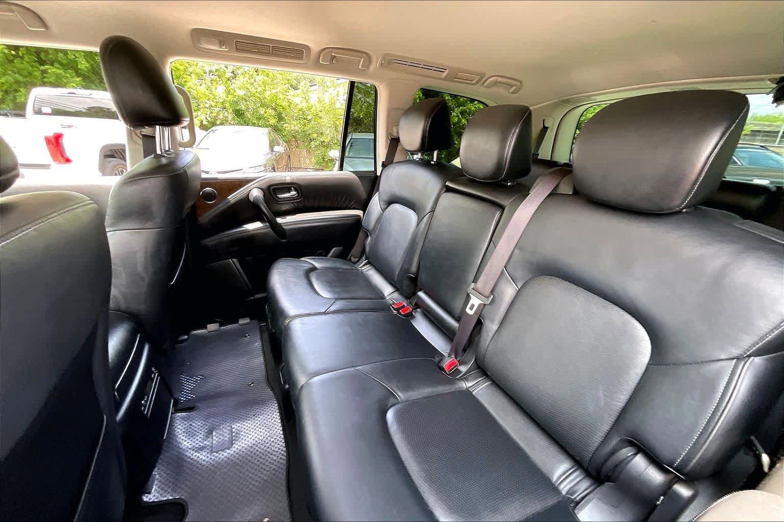 Used 2016 INFINITI QX80 2WD w/ Driver's Assistance Package image 21