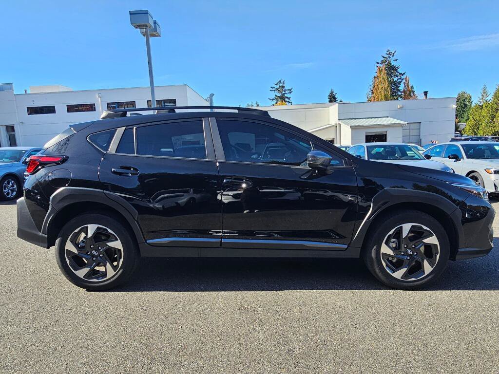 Used 2024 Subaru Crosstrek 2.5i Limited w/ Crosstrek Mirror Package AWD/4WD image 8