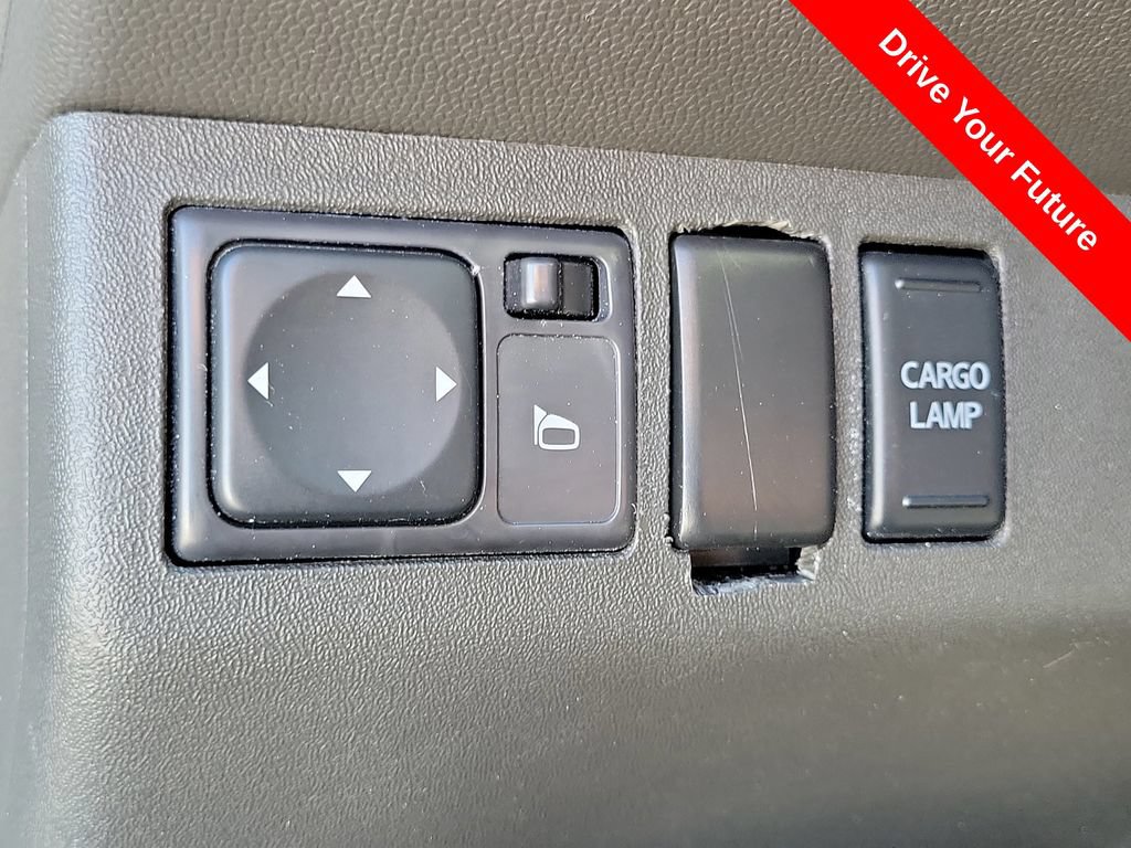 Used 2015 Nissan Frontier SV AWD/4WD image 10