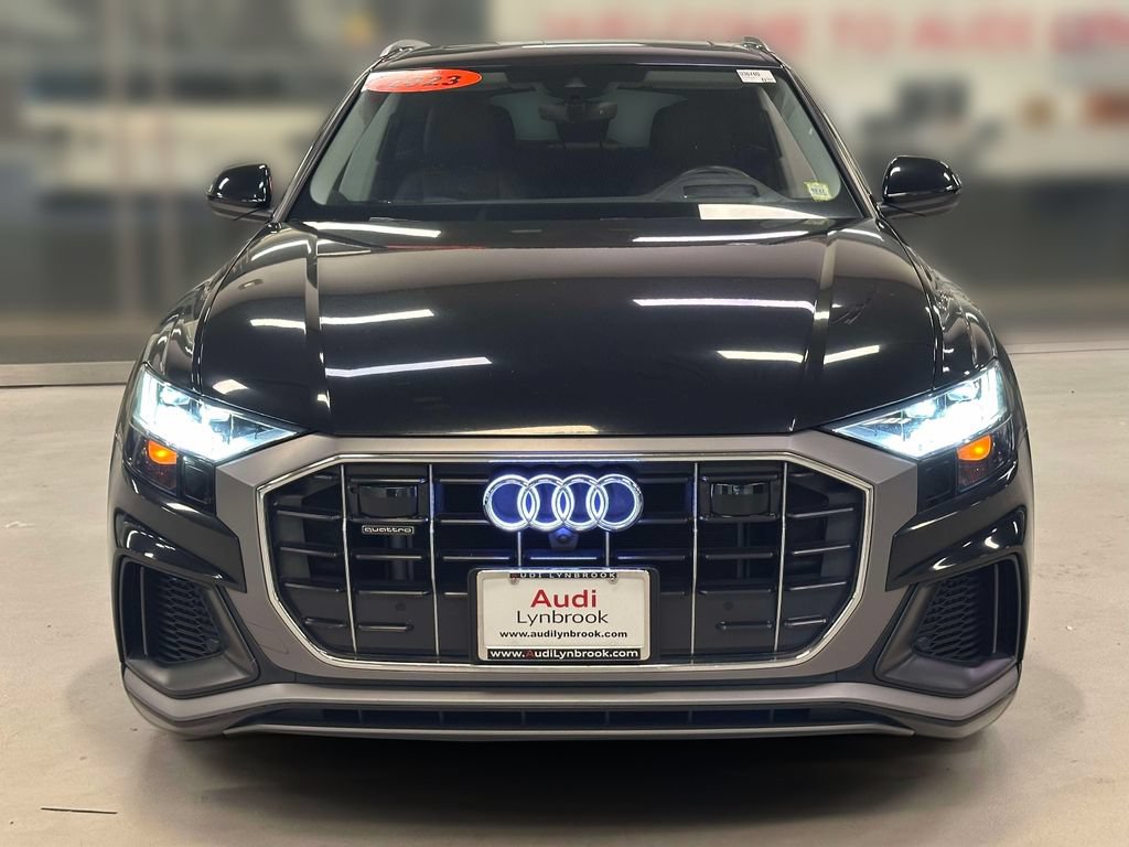 Used 2023 Audi Q8 Prestige w/ Prestige Package AWD/4WD image 2