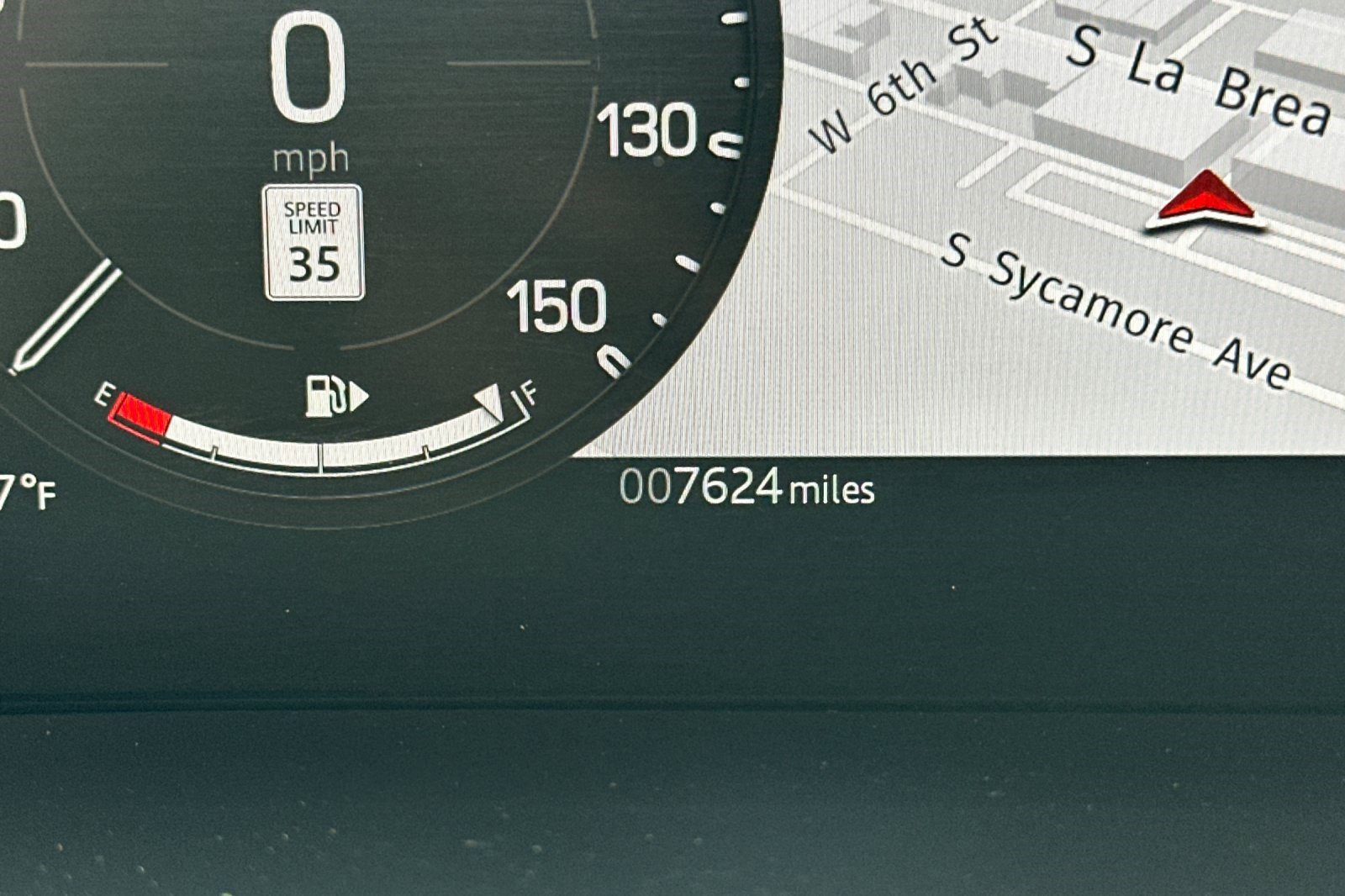 Used 2025 Land Rover Defender 110 S image 35