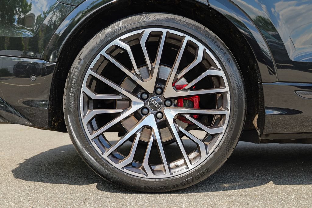 Used 2025 Audi SQ8 Prestige w/ Prestige Package AWD/4WD image 13