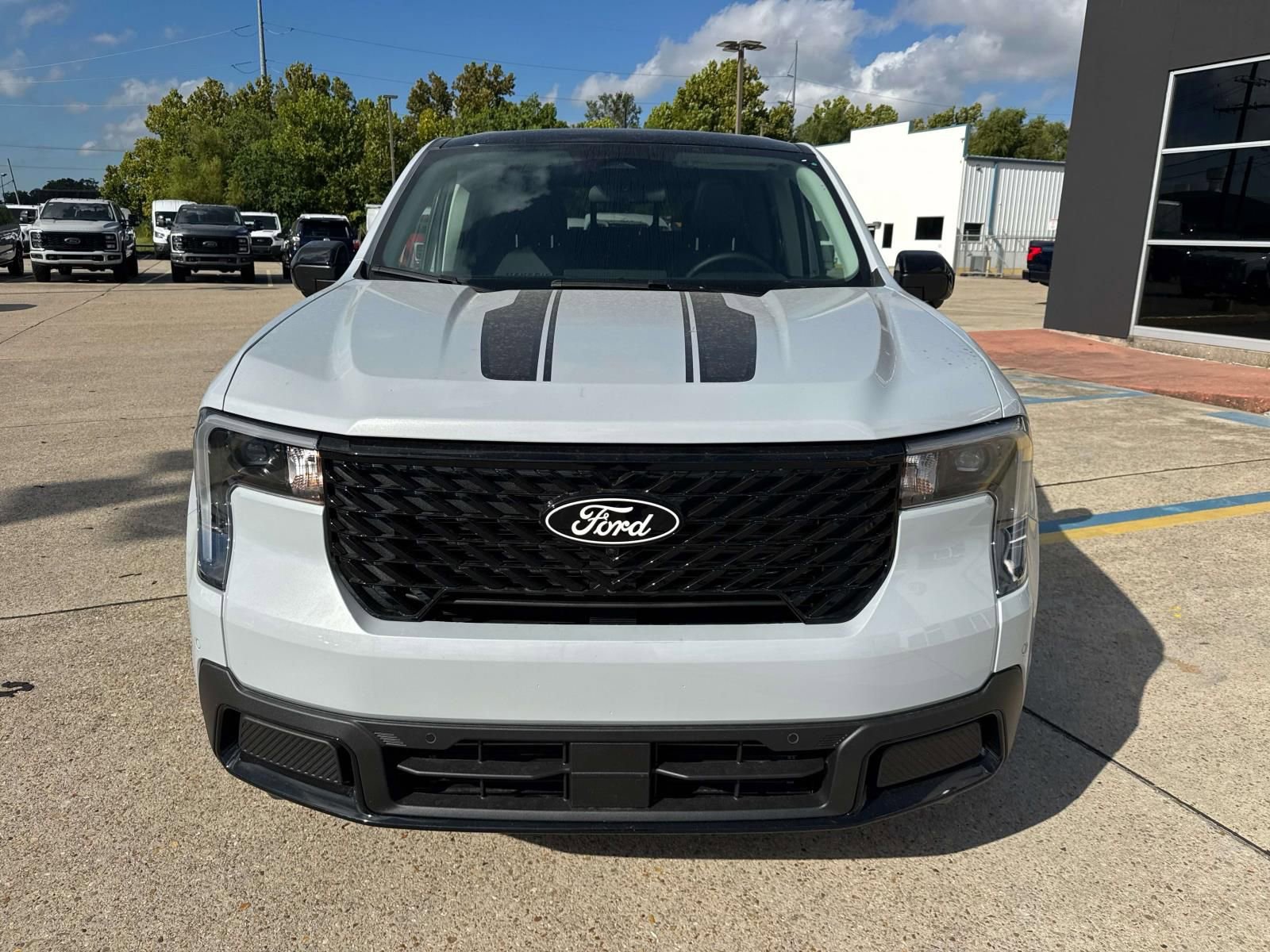 New 2025 Ford Maverick Lariat w/ Black Appearance Package image 10