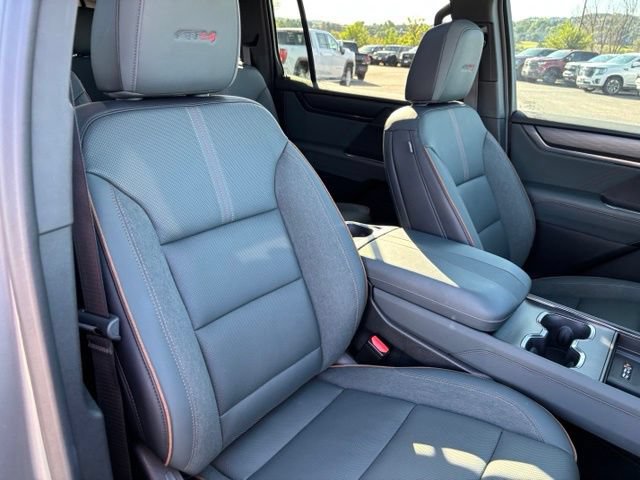 Certified 2024 GMC Acadia AT4 w/ Super Cruise Package AWD/4WD image 26