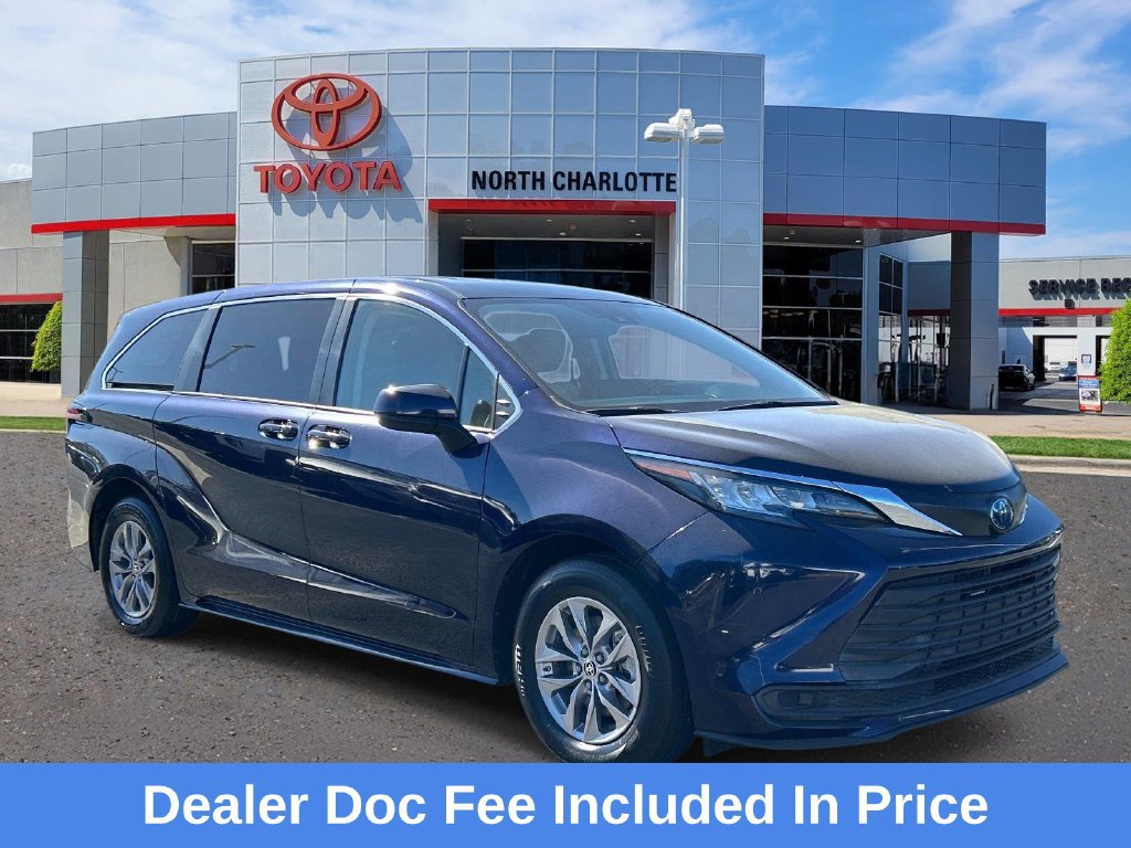 Used 2022 Toyota Sienna LE