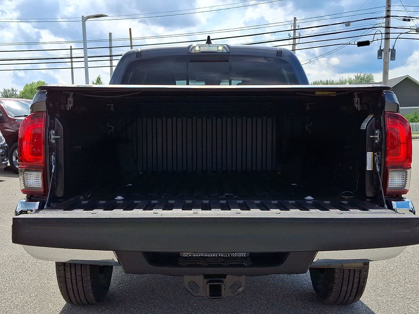 Certified 2021 Toyota Tacoma SR5 AWD/4WD image 29