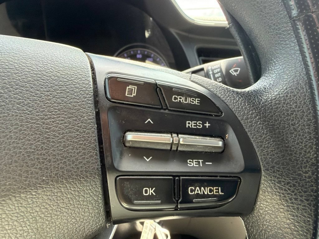 Used 2020 Hyundai Elantra SEL FWD image 17