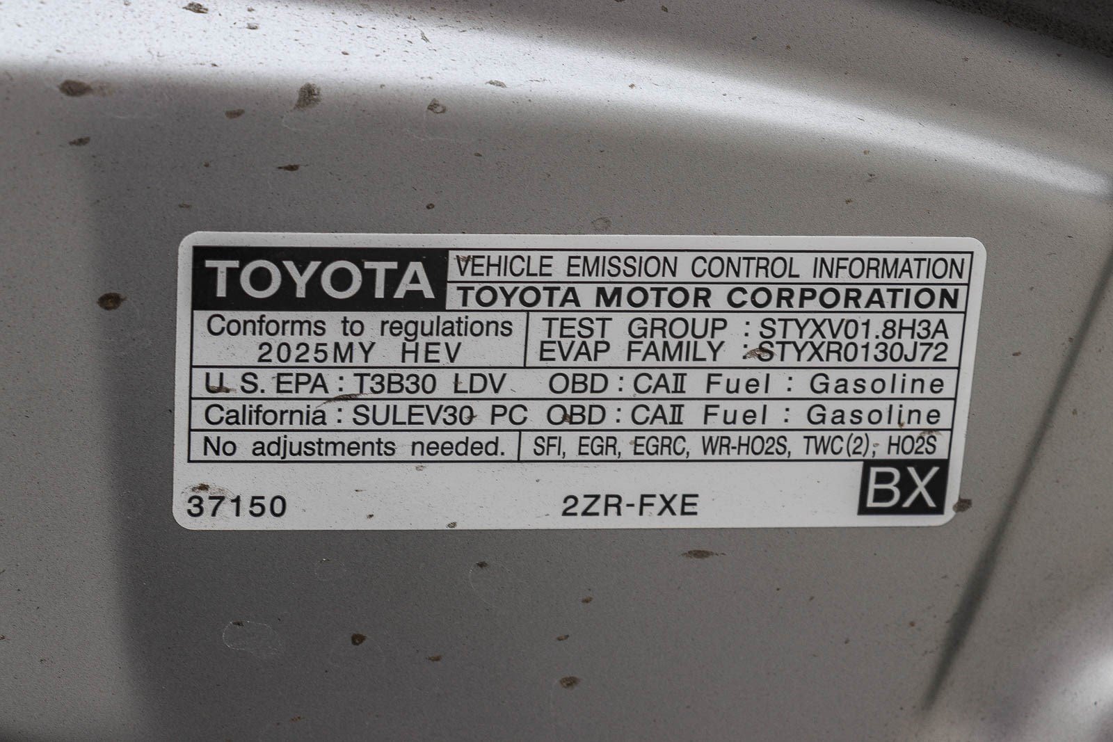Certified 2025 Toyota Corolla LE FWD image 28