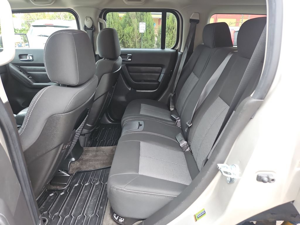 Used 2009 HUMMER H3 AWD/4WD image 24